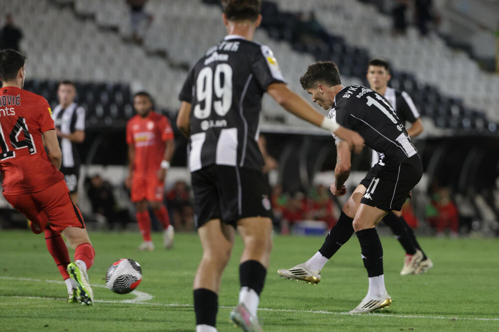 Vukotić pogađa i asistira: Svi u Partizanu dajemo 200 odsto