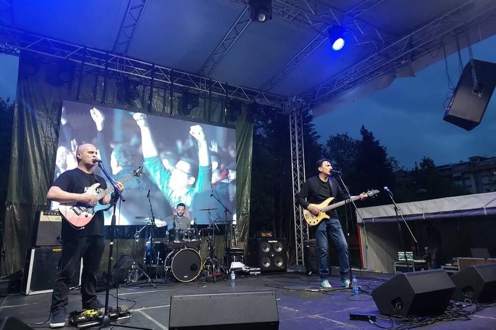 Za muziku ne koriste AI, ali za spotove ga vide kao idealan alat