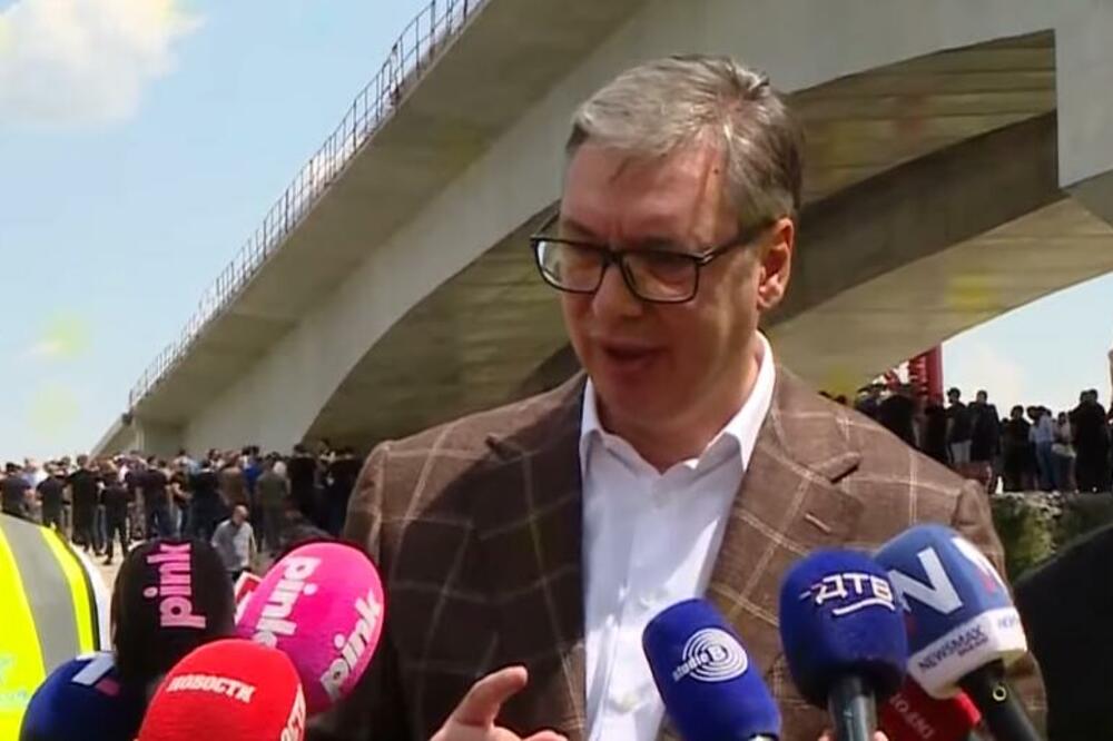 Za vlast u Srbiji rafali važniji od svega
