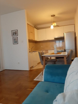 Zabjelo, dvosoban stan sa parking mjestom, 65m2