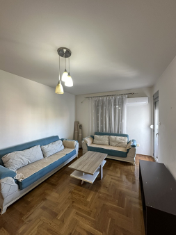 Zabjelo, opremljen dvosoban stan, 65m2