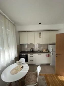 Zabjelo, opremljen jednosoban stan