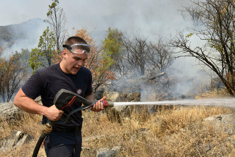 Zaboravljeni junaci ljetošnjih požara: Dio vatrogasaca nije nagrađen za veliko požrtvovanje