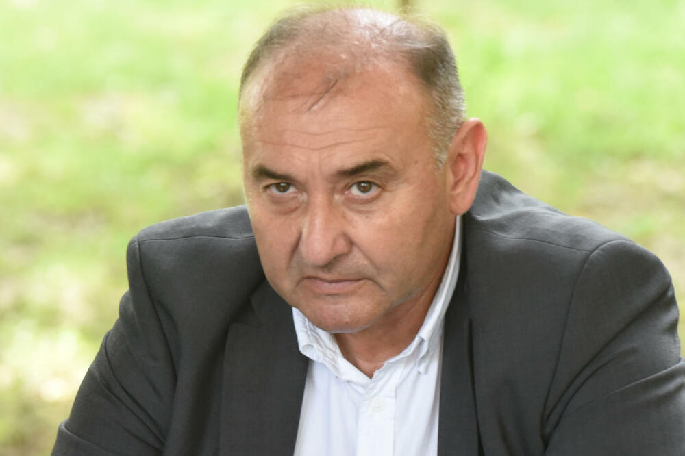 Zadržavanje osumnjičenom za napad na ombudsmana Sinišu Bjekovića i njegovog sina