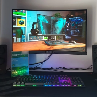 ZAKRIVLJENI GAMING MONITOR 2K 170HZ! UZ KUPOVINU  POKLON GAMING SLUŠALICE I ZAŠTITNI SOFTVER!