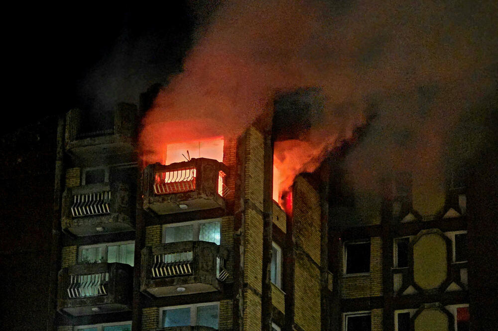 Zbog požara u kome je poginulo 11 osoba direktor Doma penzionera u Tuzli podnio ostavku