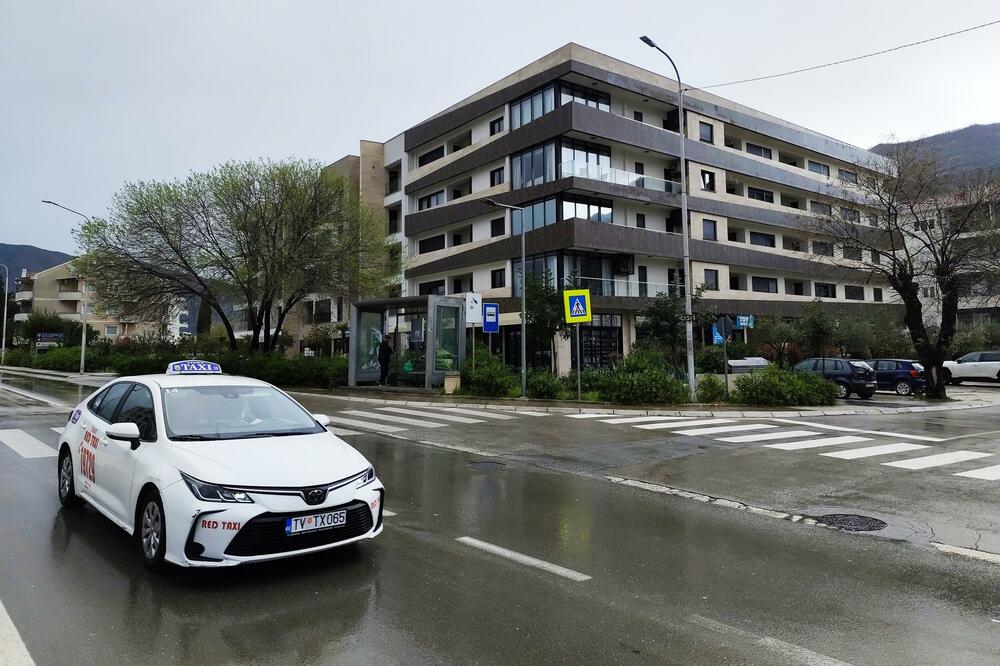 Zgrada u Tivtu zvanično ne postoji, a stanovi prodati