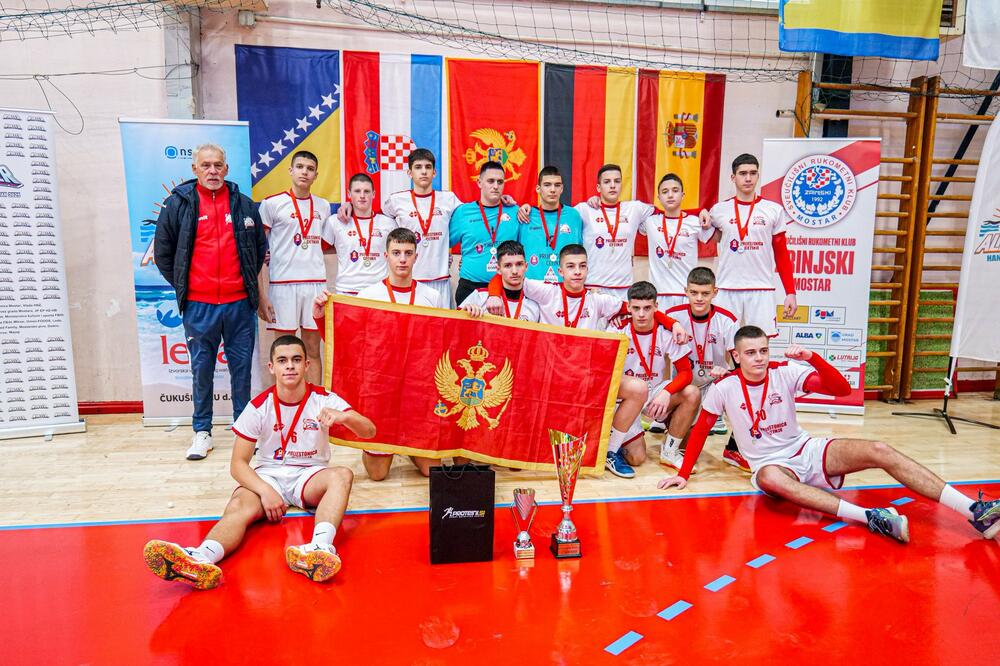 Zlato i srebro za Lovćen, a bronza za Budućnost na turniru u Mostaru