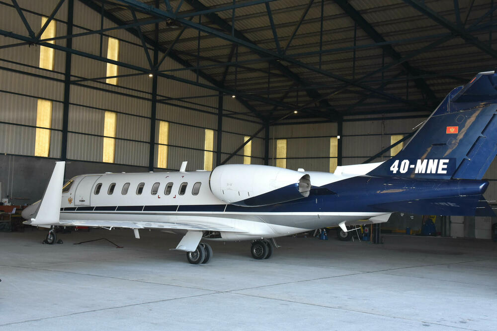 Zvaničnici letjeli 25 puta